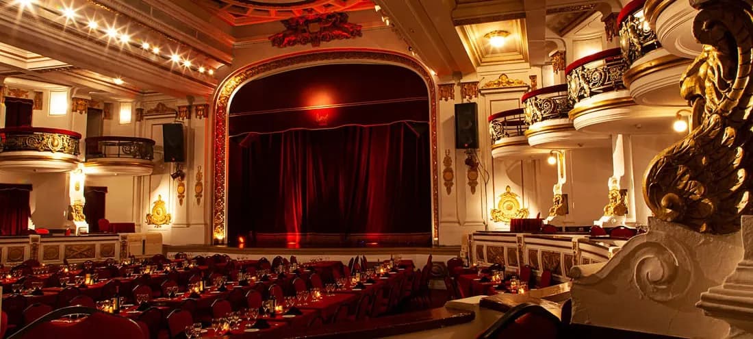 Piazzolla Tango hall, Centro